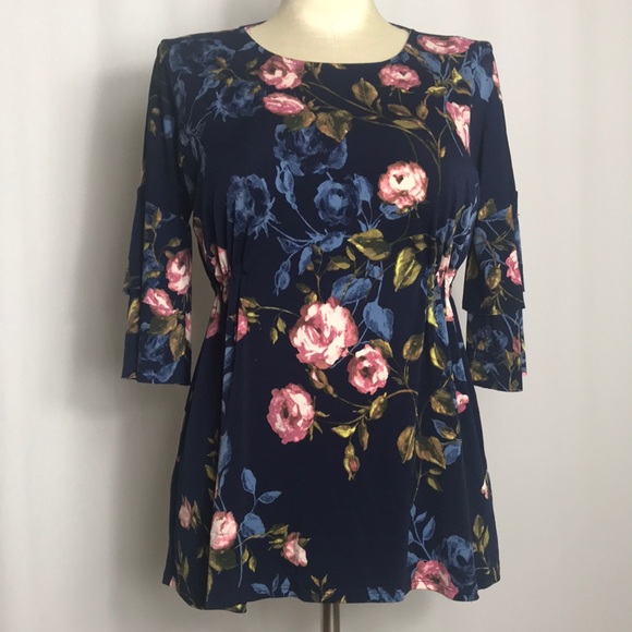 🌻 3/25 🌻 Motherhood Maternity Navy Floral Blouse - Picture 1 of 7